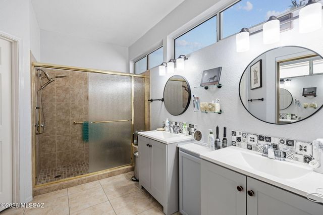 2211 E Jonquil Street, Oro Valley, AZ 85755