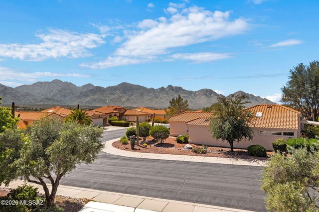 2211 E Jonquil Street, Oro Valley, AZ 85755