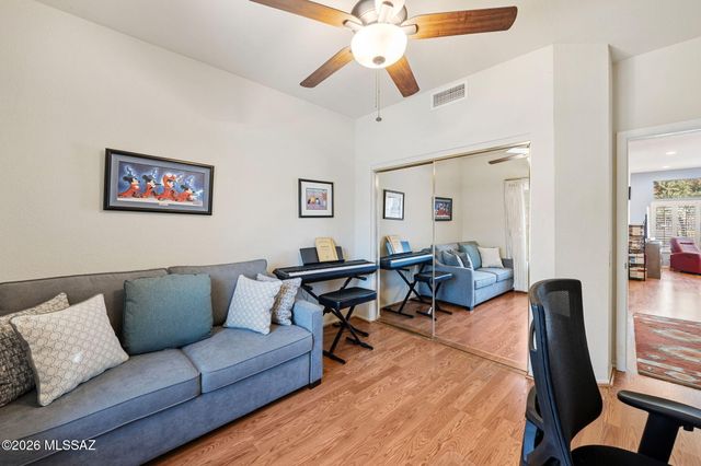 2211 E Jonquil Street, Oro Valley, AZ 85755