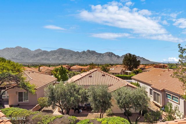 2211 E Jonquil Street, Oro Valley, AZ 85755