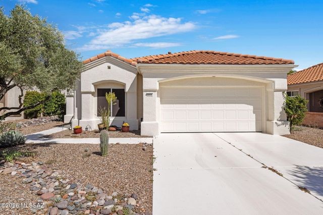 2211 E Jonquil Street, Oro Valley, AZ 85755