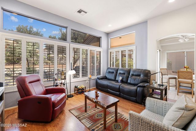 2211 E Jonquil Street, Oro Valley, AZ 85755
