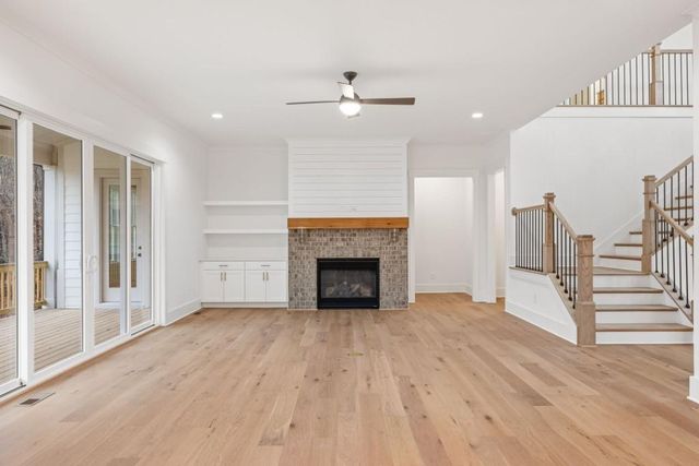 9150 Greenway Court, Gainesville, GA 30506