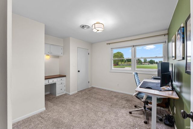 14805 Amstutz Road, Leo, IN 46765