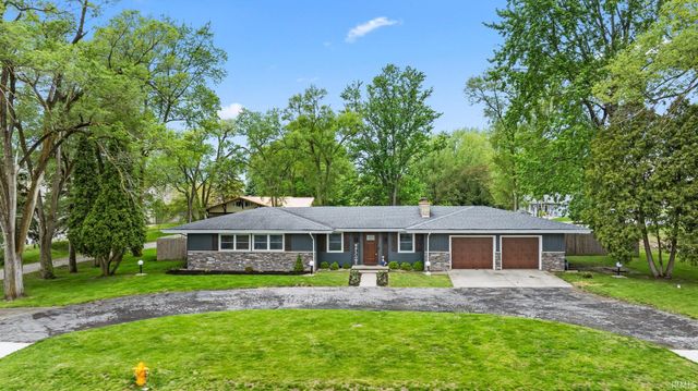 14805 Amstutz Road, Leo, IN 46765