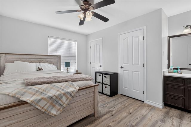 1802 AMOS Ct, Corpus Christi, TX 78418