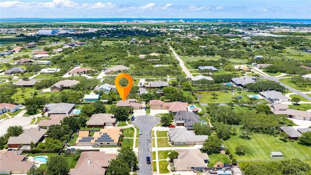 1802 AMOS Ct, Corpus Christi, TX 78418