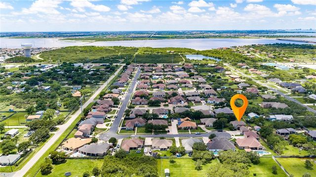 1802 AMOS Ct, Corpus Christi, TX 78418