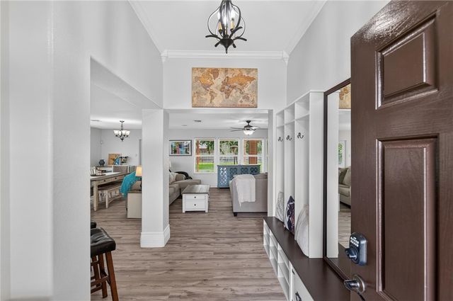 1802 AMOS Ct, Corpus Christi, TX 78418