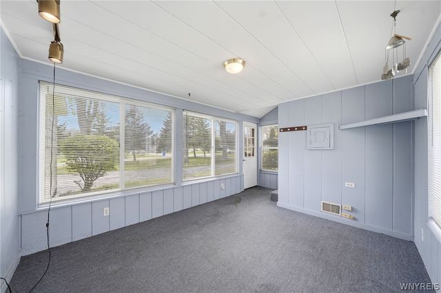 5239 Fairgrounds Road, Hamburg, NY 14075
