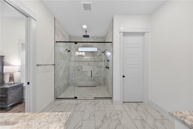 1054 Main Street, Bentonville, AR 72712