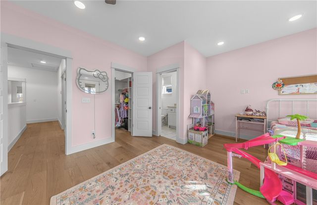 1054 Main Street, Bentonville, AR 72712