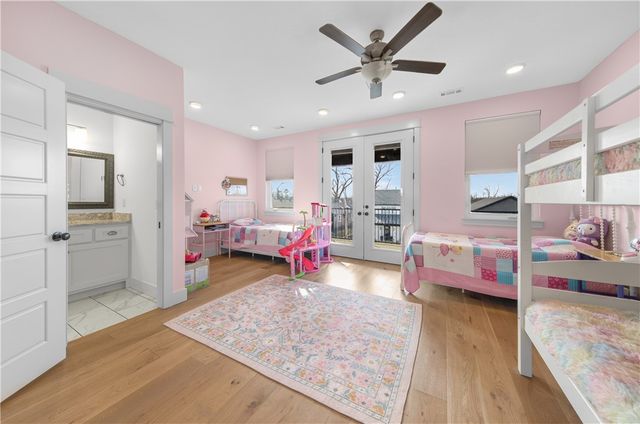 1054 Main Street, Bentonville, AR 72712