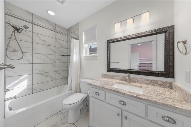 1054 Main Street, Bentonville, AR 72712