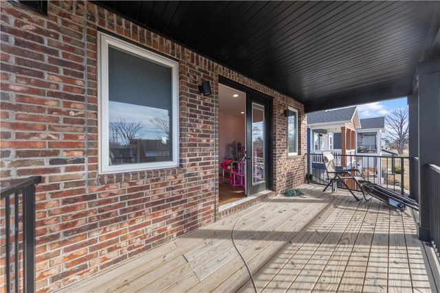 1054 Main Street, Bentonville, AR 72712