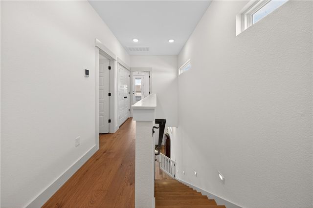 1054 Main Street, Bentonville, AR 72712