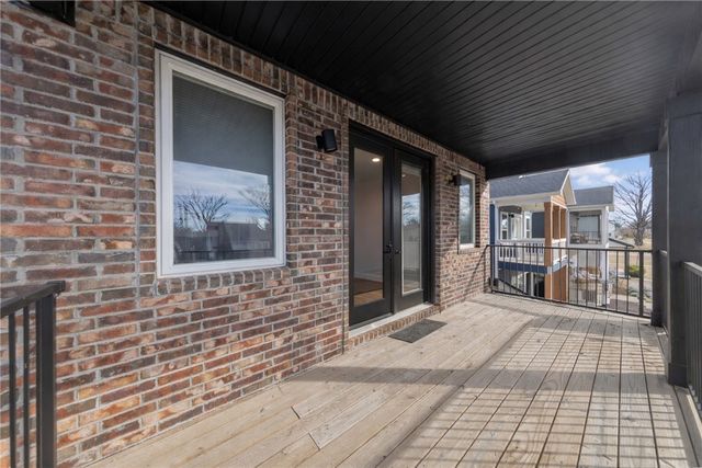 1054 Main Street, Bentonville, AR 72712