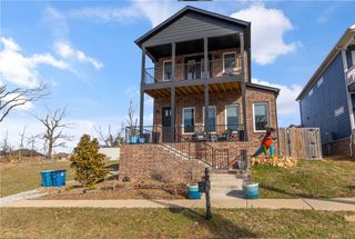 1054 Main Street, Bentonville, AR 72712