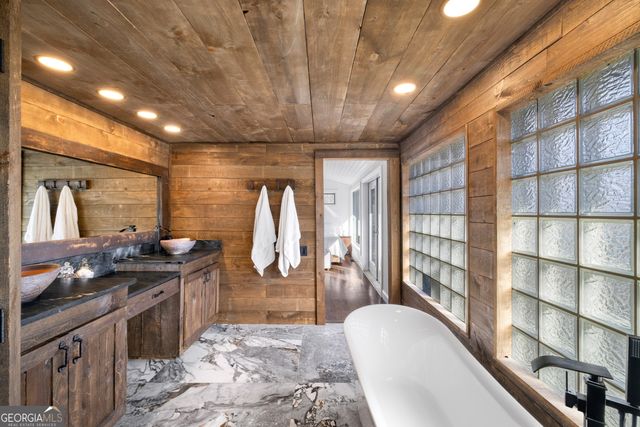 3800 Cutcane Road, Mineral Bluff, GA 30559