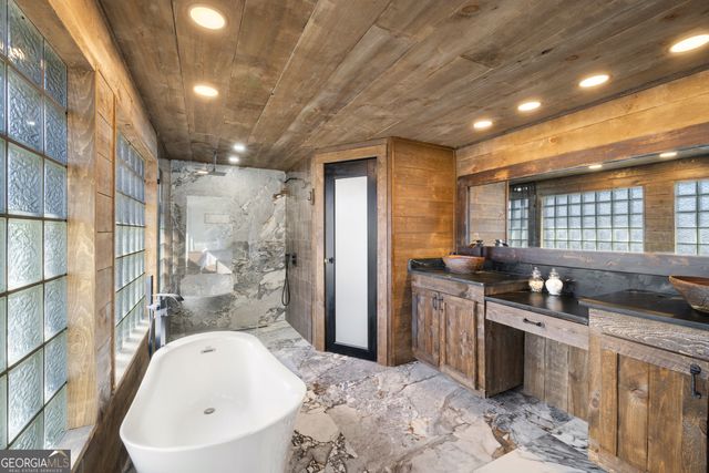 3800 Cutcane Road, Mineral Bluff, GA 30559