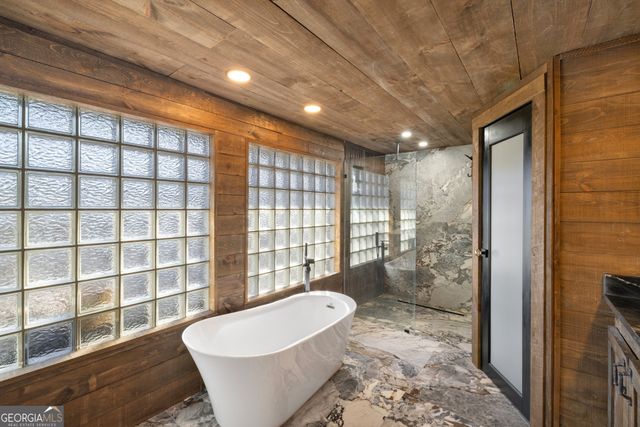 3800 Cutcane Road, Mineral Bluff, GA 30559