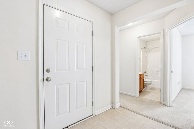5826 Cabot Drive, Indianapolis, IN 46221