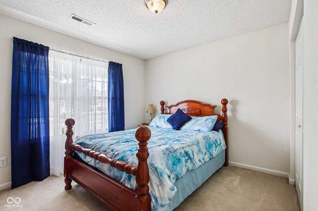 5826 Cabot Drive, Indianapolis, IN 46221
