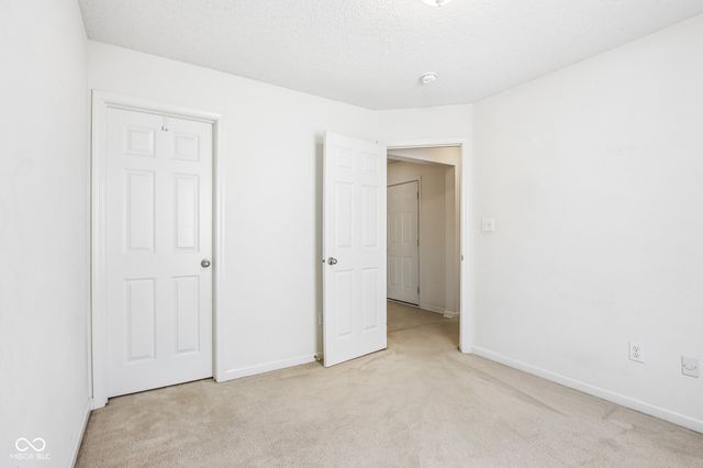 5826 Cabot Drive, Indianapolis, IN 46221
