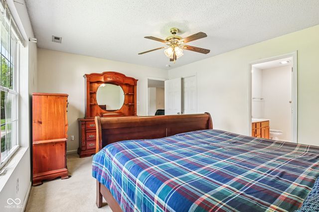 5826 Cabot Drive, Indianapolis, IN 46221