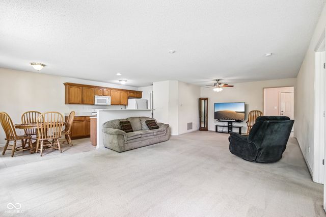 5826 Cabot Drive, Indianapolis, IN 46221