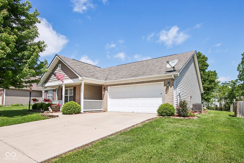 5826 Cabot Drive, Indianapolis, IN 46221