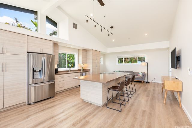 87-849C Farrington Highway, Waianae, HI 96792