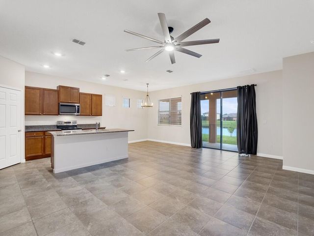 6780 Canterbridge Drive, Vero Beach, FL 32967