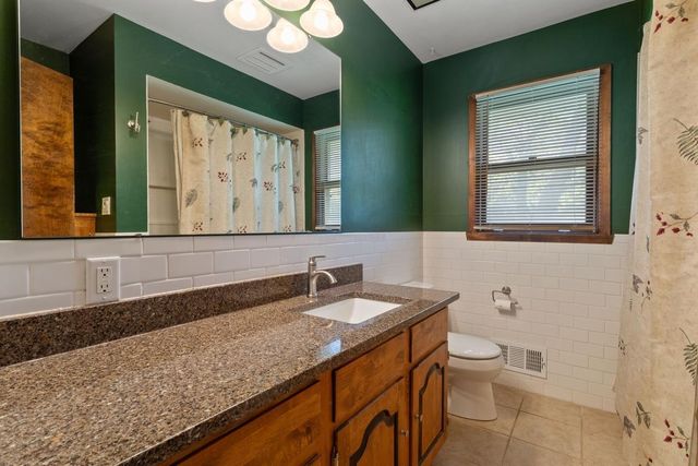 1559 Mccarthy Road, Eagan, MN 55121