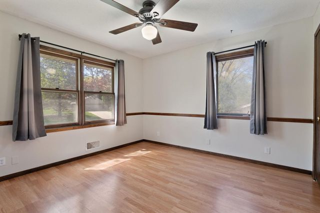 1559 Mccarthy Road, Eagan, MN 55121