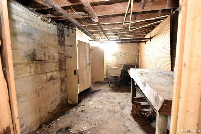 122 Welch Boulevard, Flint, MI 48503