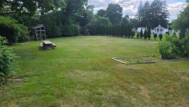 129 Collins St, Danvers, MA 01923