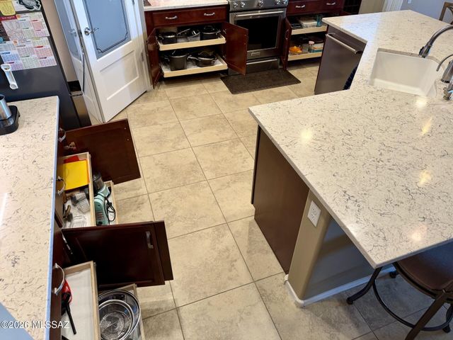13936 E Huppenthal Boulevard, Vail, AZ 85641