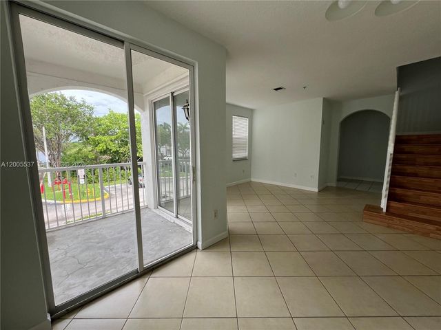 4455 SW 160th Ave 201, Miramar, FL 33027