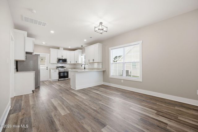 649 Abigail Taylor Drive B, Greenville, NC 27834