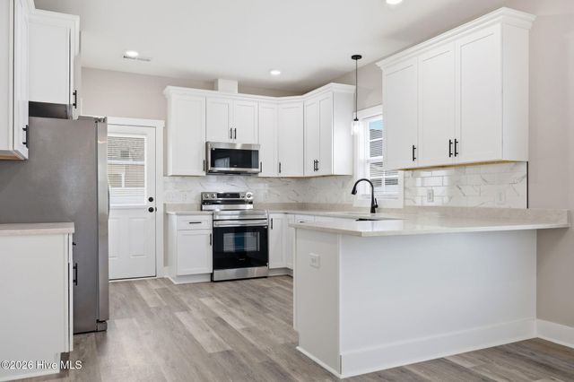 649 Abigail Taylor Drive B, Greenville, NC 27834
