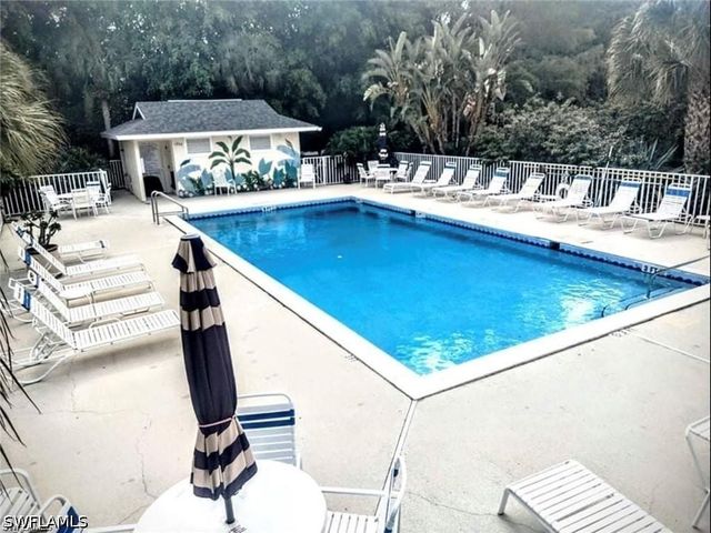 1120 Sarah Jean CIR B205, Naples, FL 34110