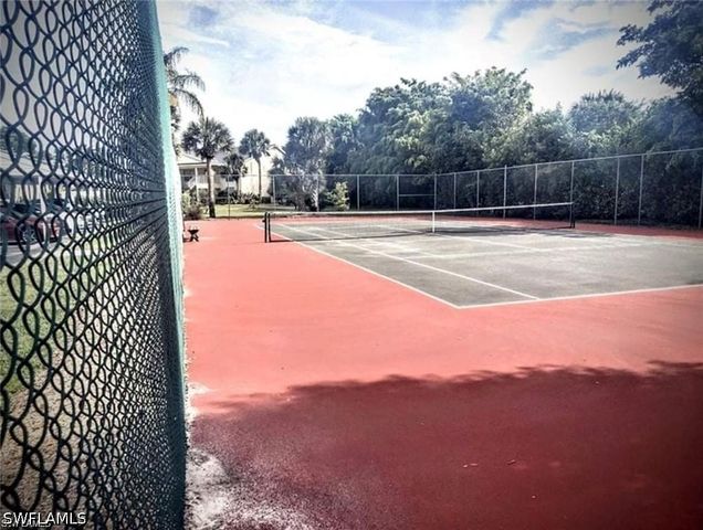 1120 Sarah Jean CIR B205, Naples, FL 34110