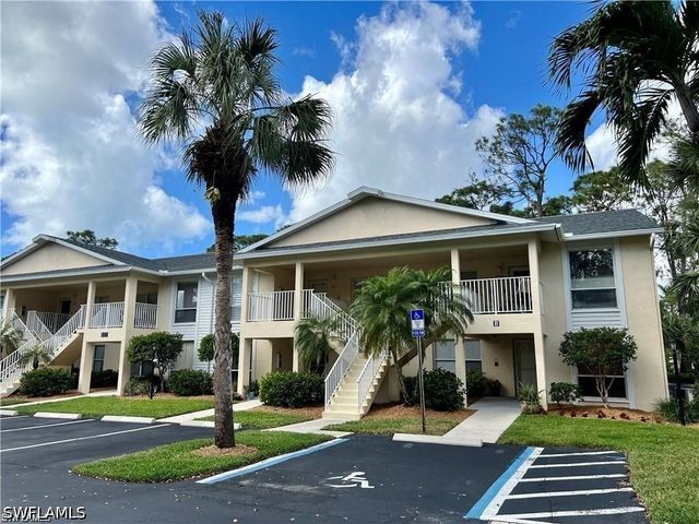 1120 Sarah Jean CIR B205, Naples, FL 34110