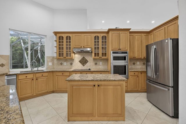 15390 EARHART Place, Wellington, FL 33414