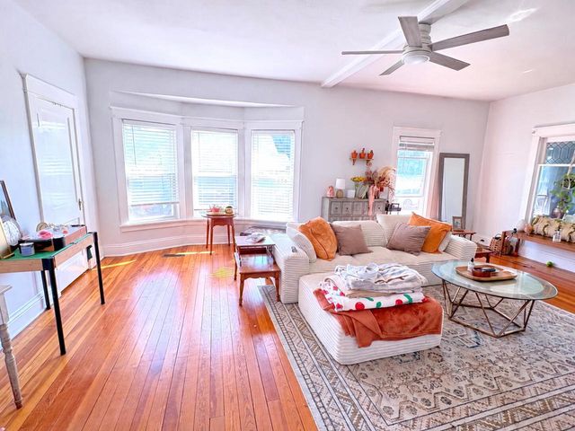 164 Dewey AVENUE, Fontana, WI 53125