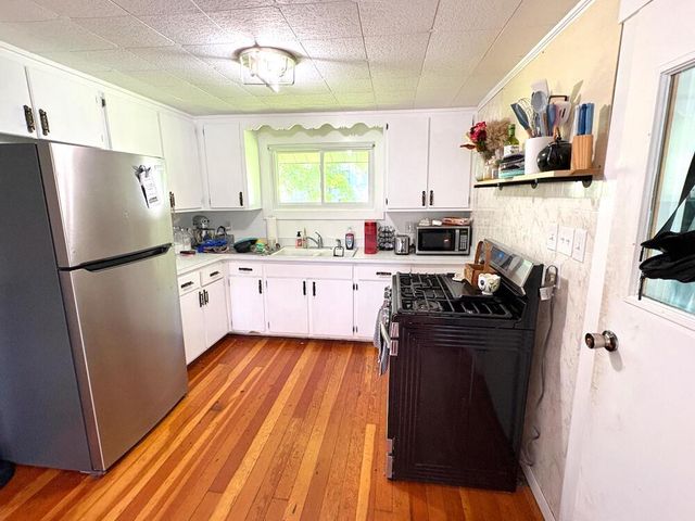 164 Dewey AVENUE, Fontana, WI 53125