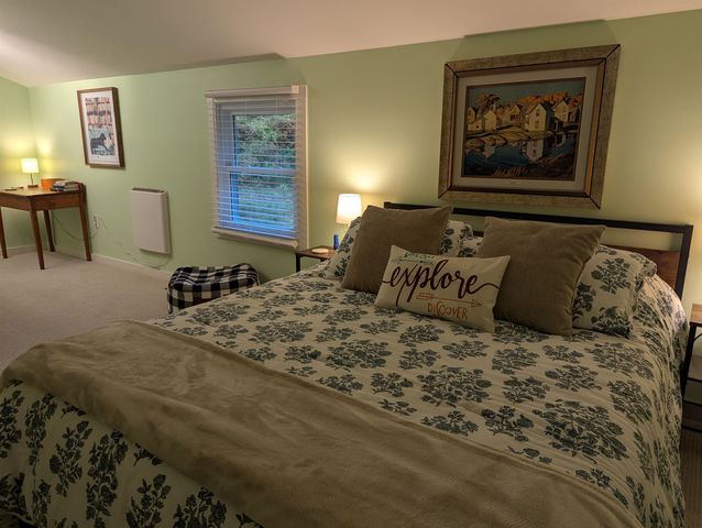 3996 Route 30, Jamaica, VT 05343