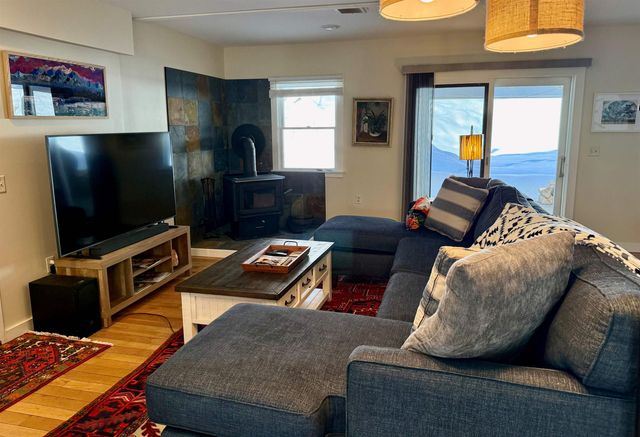 3996 Route 30, Jamaica, VT 05343