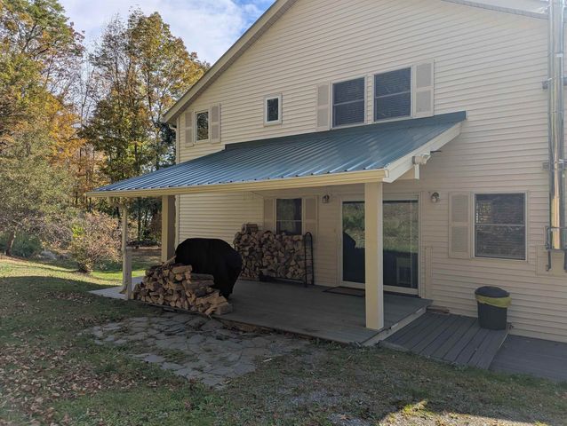 3996 Route 30, Jamaica, VT 05343